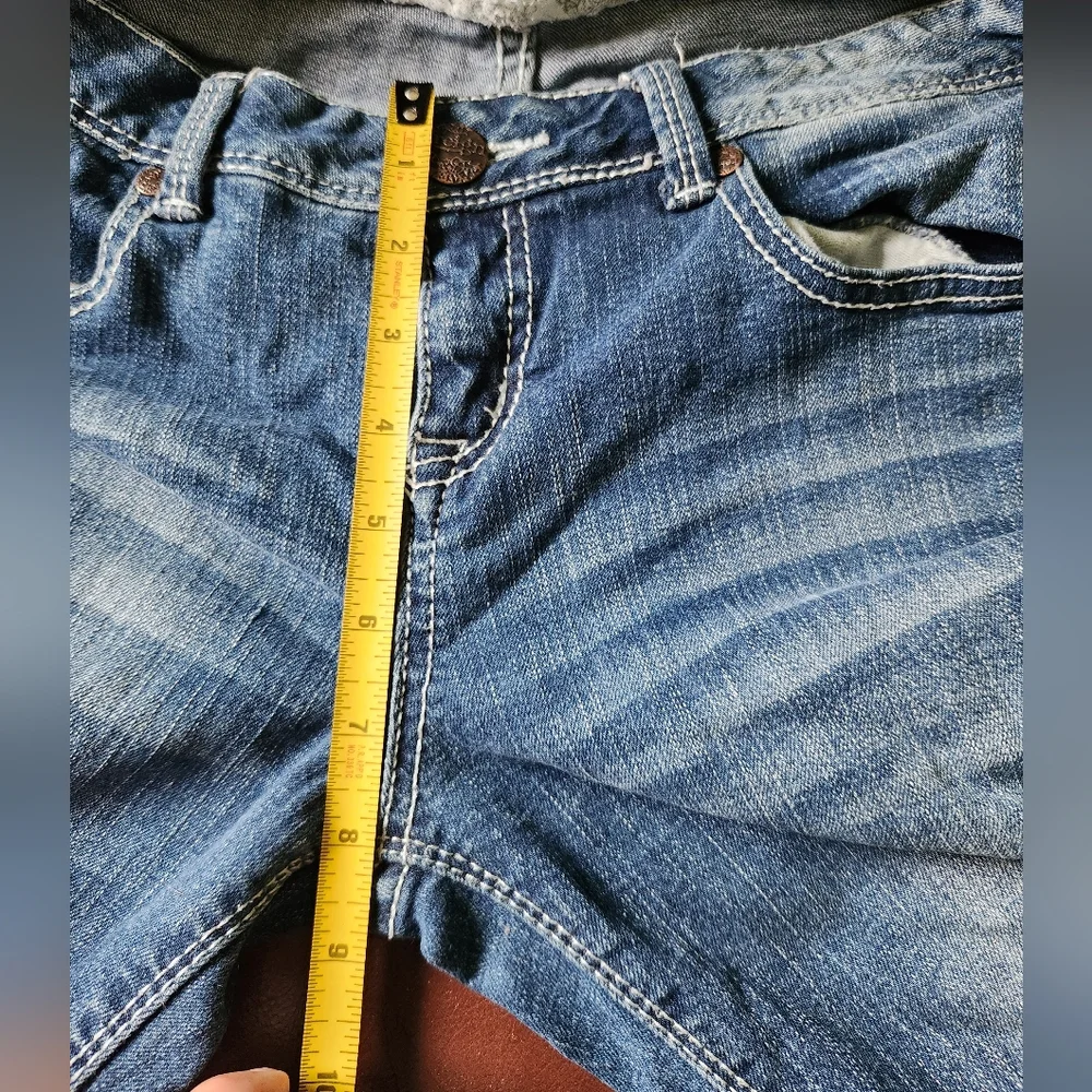 B2G1 FREE! Flare Reign Sandblasted Short Jeans - Picture 10 of 10